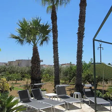 ゲストハウス En-suite Triple Room-giardino A Mare