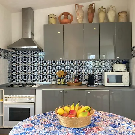 En-suite Triple Room-giardino A Mare ゲストハウス 3*