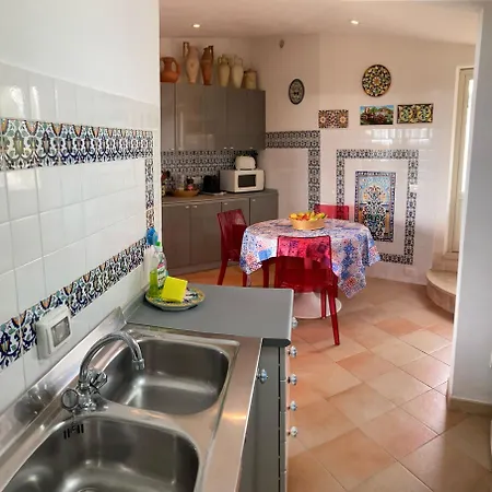 En-suite Triple Room-giardino A Mare