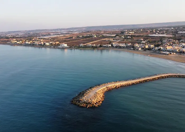 ゲストハウス En-suite Triple Room-giardino A Mare ドンナルカタ