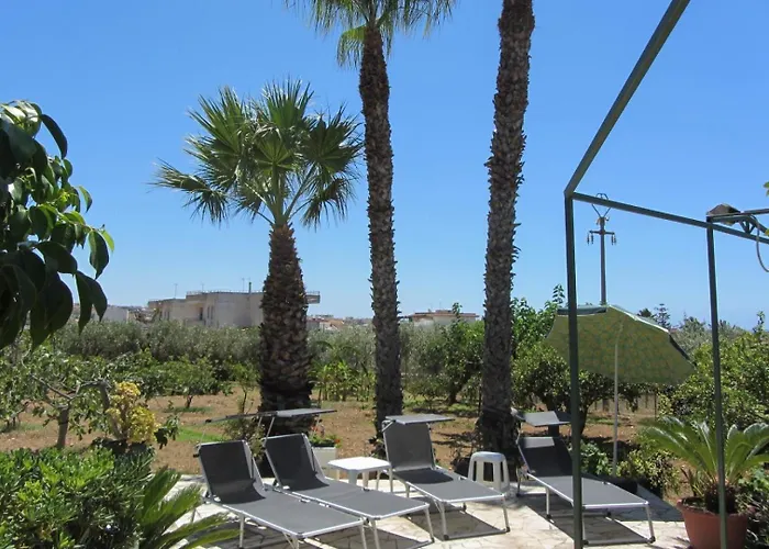 ゲストハウス En-suite Triple Room-giardino A Mare